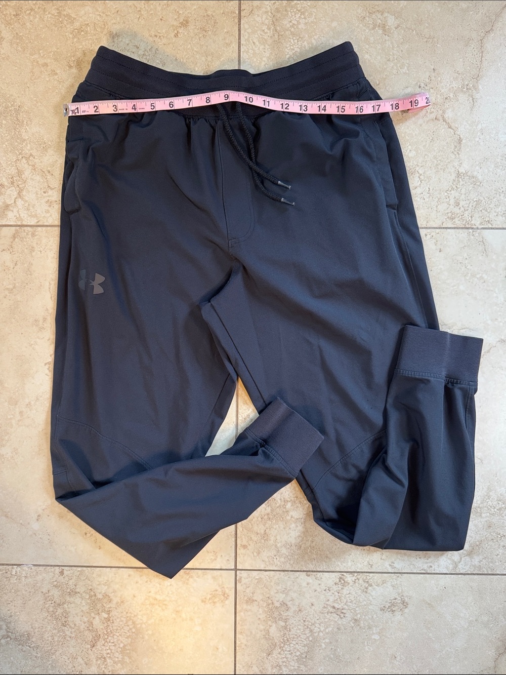 Under Armour Men's Black Stretch Jogger Sweatpants